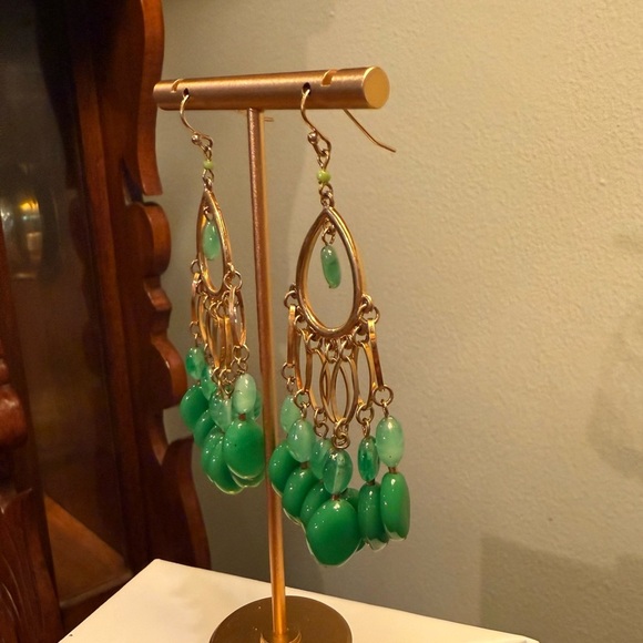 Vintage Y2K J. Crew Gold Emerald Green 3” Drop Chandelier Earrings - Picture 4 of 8